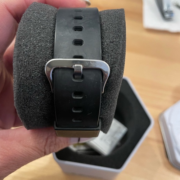 G-SHOCK Watch - Picture 4 of 4